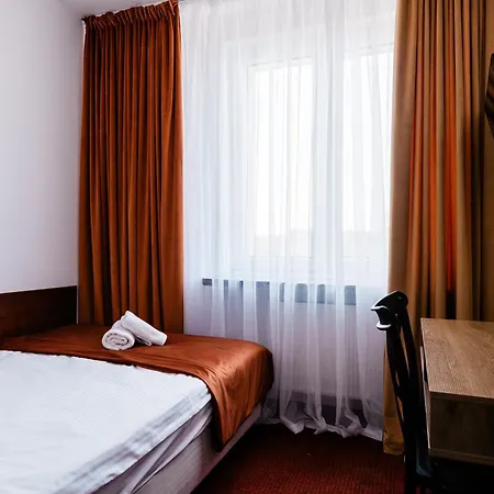 Hotel Wodnik Gizycko Exterior photo