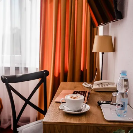 Hotel Wodnik Gizycko Exterior photo